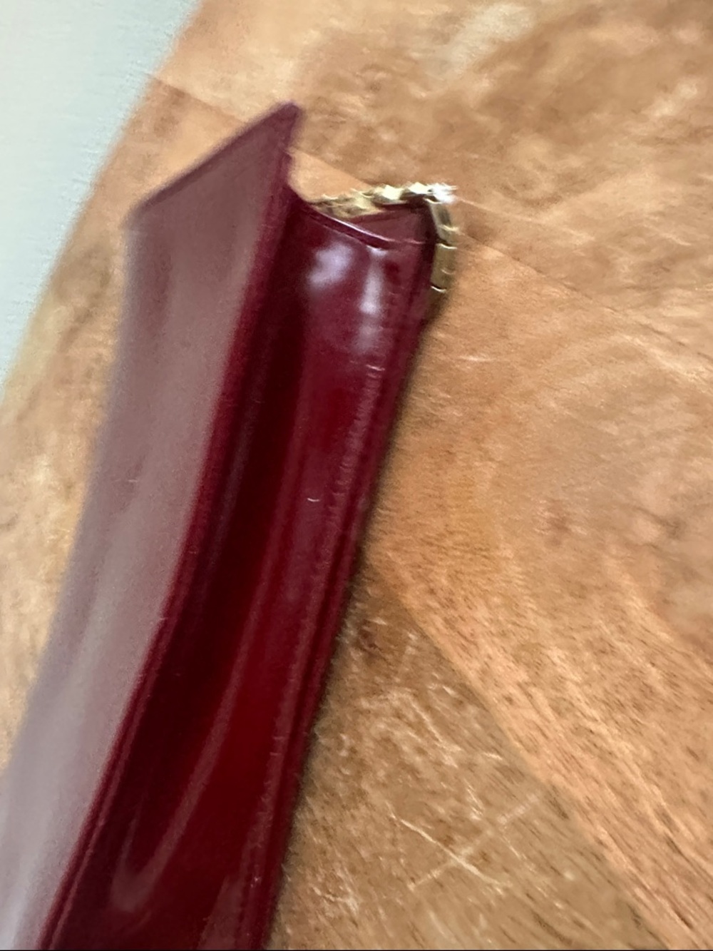 Women's Burgundy Leather Chain Shoulder Bag - Picture 7 of 9